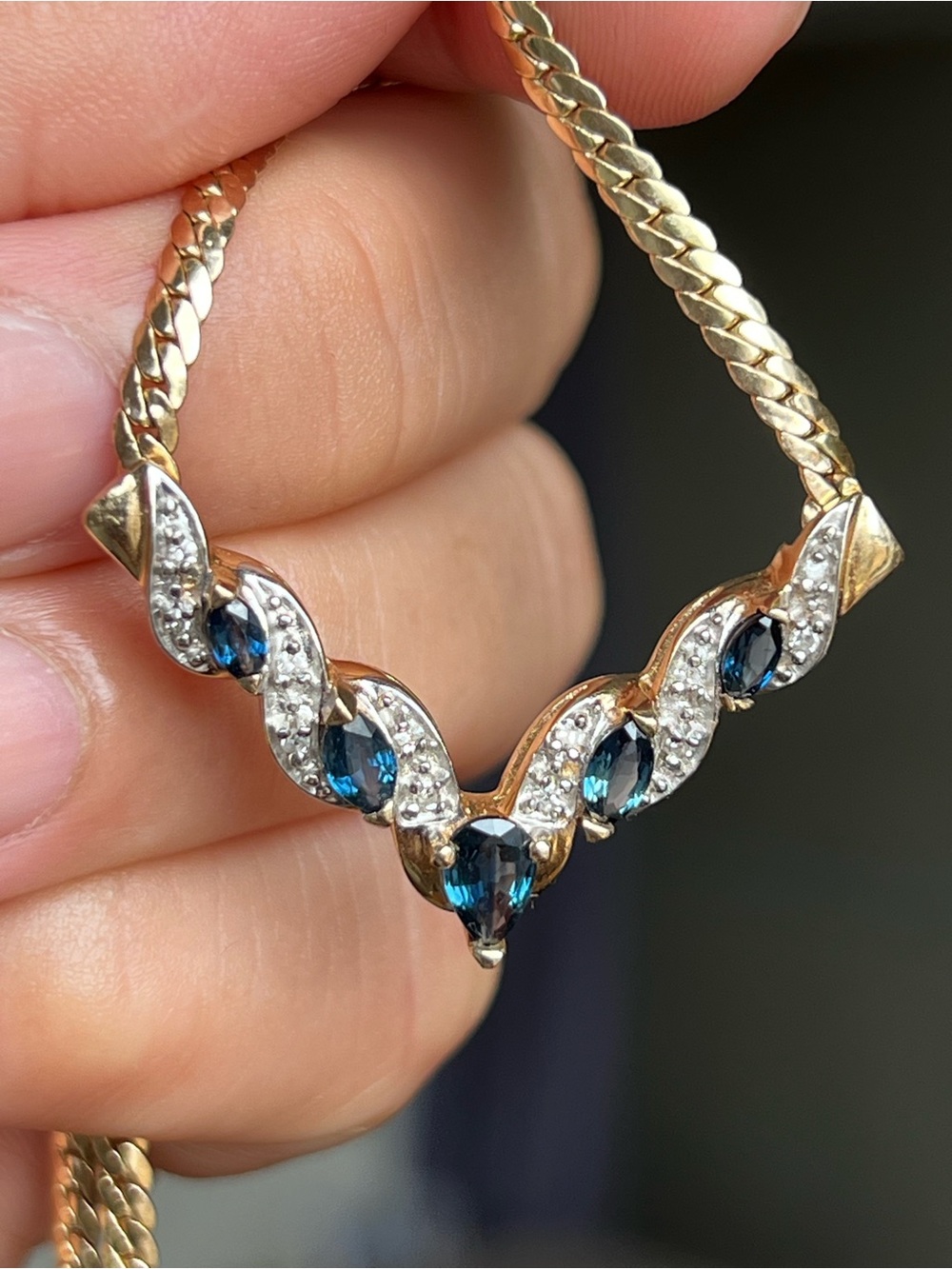 14k gold Blue sapphire/Diamond necklace